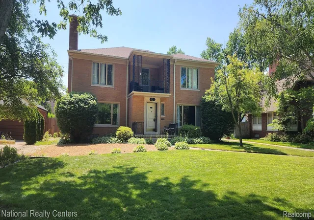 1st image of 821 Pemberton Rd, Grosse Pointe Park, MI 48230 | MLS# 20261060633