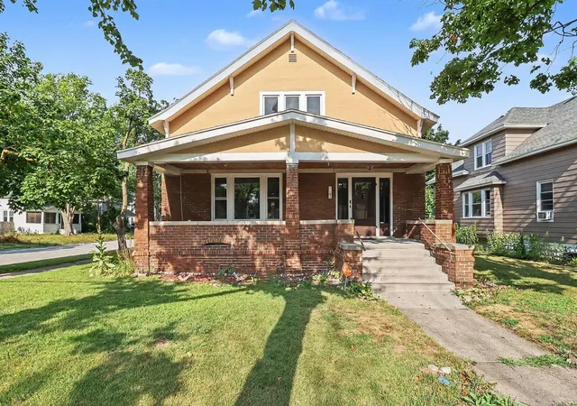 Photo 1 of Sale Pending at 1607 6th Street, Muskegon, MI 49441 | MLS# 71026040193 | Listing updated on 2026-10-05
