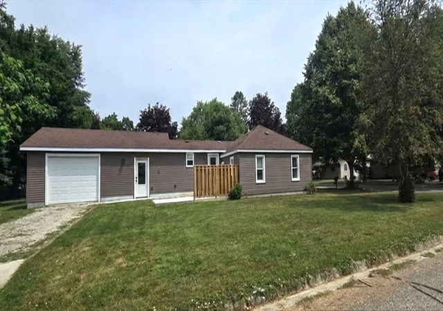 1st image of 614 Allen Ave, Alma, MI 48801 | MLS# 72026040201