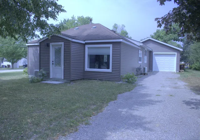 2nd image of 614 Allen Ave, Alma, MI 48801 | MLS# 72026040201