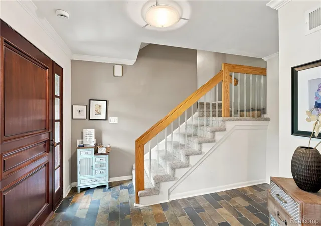 Photo 4 of Single family home for sale at 5523 Crabtree Rd, Bloomfield Hills, MI 48301 | MLS# 20261060655 | Listing updated on 2026-09-13