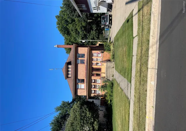 Photo 1 of Sale Pending at 15 Pontiac St, Oxford, MI 48371 | MLS# 20261060659 | Listing updated on 2026-08-04