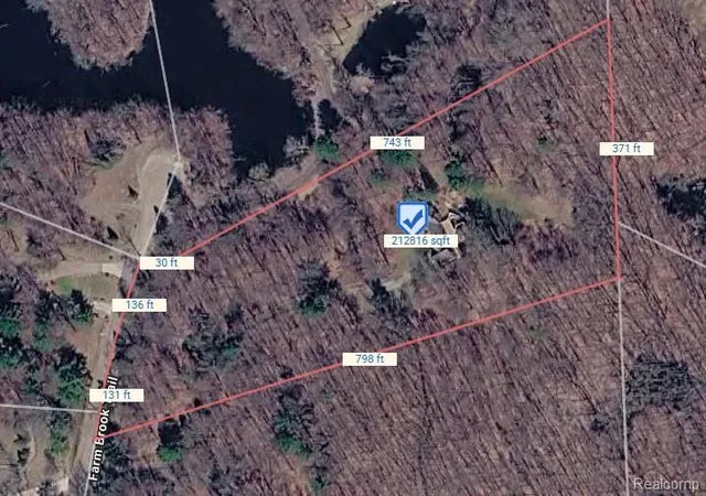 48th image of 2411 Farmbrook Trl, Oxford, MI 48370 | MLS# 20261060662