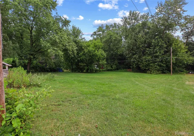 image of 10835 Fieldcrest Dr, Brighton, MI 48116 | MLS# 20261060664