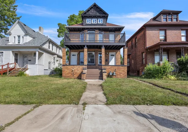 2nd image of 632 Clairmount St, Detroit, MI 48202 | MLS# 20261060674