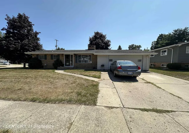 2nd image of 412 Chestnut St, Flushing, MI 48433 | MLS# 5050217156