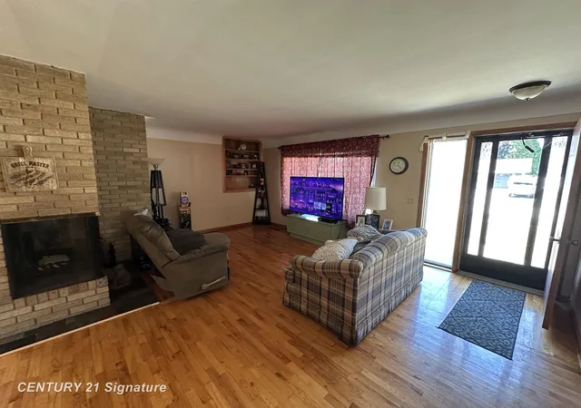 4th image of 412 Chestnut St, Flushing, MI 48433 | MLS# 5050217156