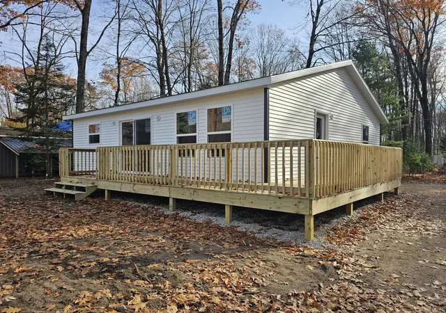 1st image of 8478 Vista Dr, Newaygo, MI 49337 | MLS# 65026040220