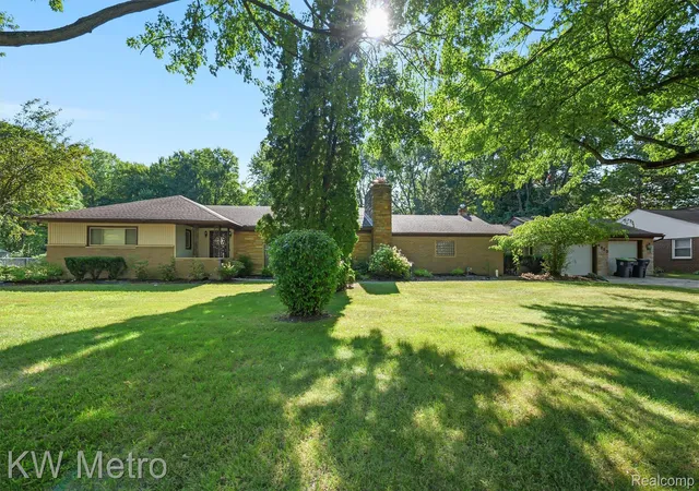 2nd image of 4225 Shreve Dr, Bridgeport, MI 48722 | MLS# 20261060685