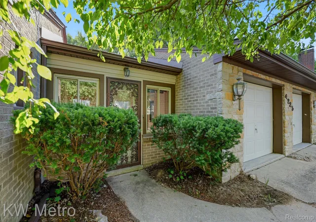 Photo 3 of Single family home for sale at 4225 Shreve Dr, Bridgeport, MI 48722 | MLS# 20261060685 | Listing updated on 2026-09-01