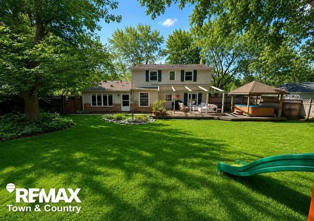 Photo 3 of Single family home for sale at 2516 Redwood Dr, Flushing, MI 48433 | MLS# 5050217162 | Listing updated on 2026-09-16
