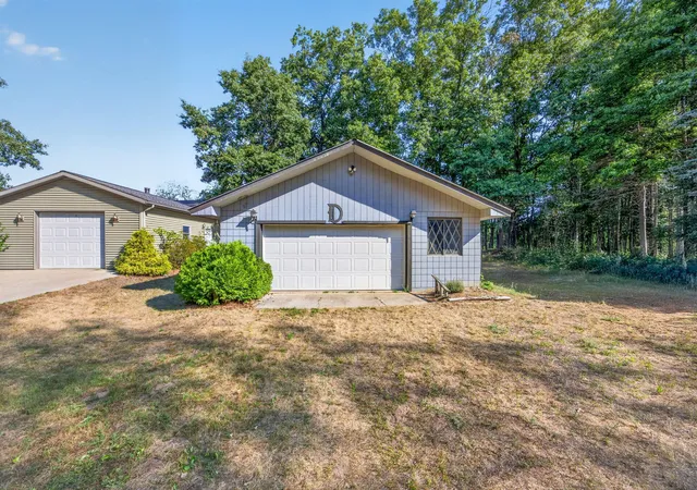 52nd image of 9880 85th Ave, Mecosta, MI 49332 | MLS# 72026040241