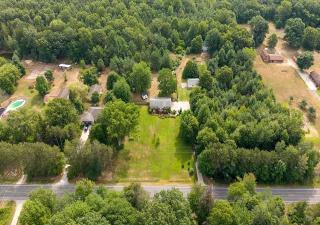 70th image of 3566 S Brooks Rd, Muskegon, MI 49444 | MLS# 71026040245