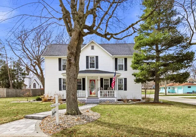 1st image of 119 Union St, Port Austin, MI 48467 | MLS# 81026040246