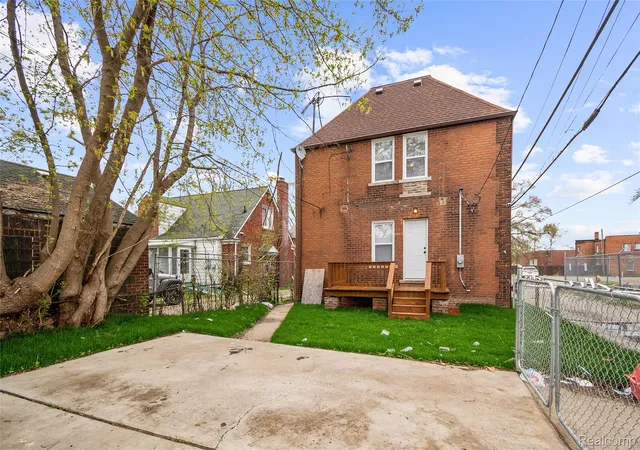 2nd image of 17125 Warrington Dr, Detroit, MI 48221 | MLS# 20261060720