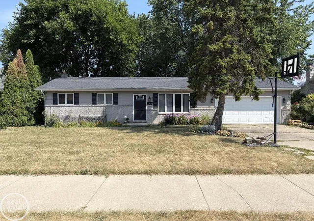 Photo 1 of Single family home for sale at 7505 21 Mile Rd, Shelby Township, MI 48317 | MLS# 58050217177 | Listing updated on 2026-08-04
