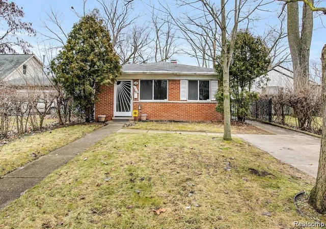 Photo 1 of Single family home for sale at 7518 Hazelton St, Dearborn Heights, MI 48127 | MLS# 20261060728 | Listing updated on 2026-08-04