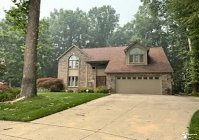 4th image of 2084 Stoneybrook Ln, Temperance, MI 48182 | MLS# 57050217178