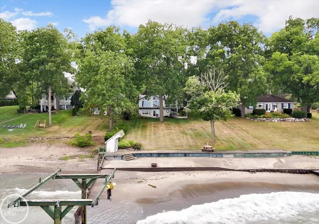 Photo 2 of Single family home for sale at 8178 Lakeshore Rd, Fort Gratiot, MI 48059 | MLS# 58050217180 | Listing updated on 2026-08-27