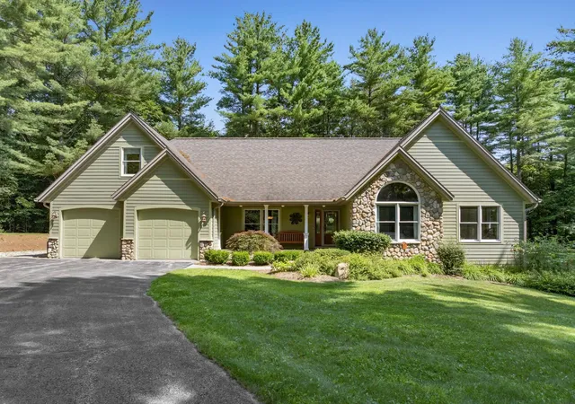 1st image of 9626 Sugar Bush Run, Traverse City, MI 49685 | MLS# 78080071875