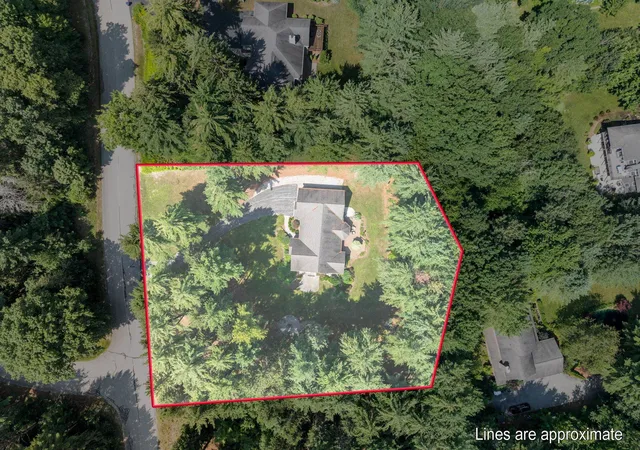 3rd image of 9626 Sugar Bush Run, Traverse City, MI 49685 | MLS# 78080071875