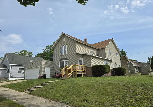 1st image of 615 Maple St, Cadillac, MI 49601 | MLS# 78080071879