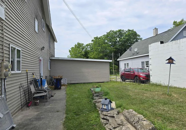 4th image of 615 Maple St, Cadillac, MI 49601 | MLS# 78080071879