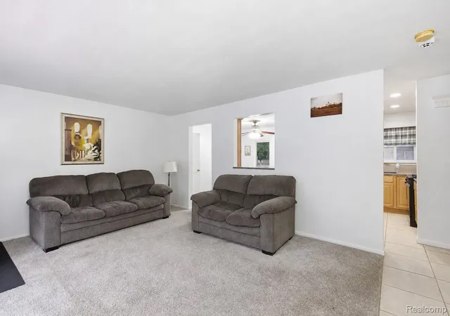 Photo 3 of Single family home for sale at 20395 Briarwood Ct, Southfield, MI 48076 | MLS# 20261060752 | Listing updated on 2026-08-29