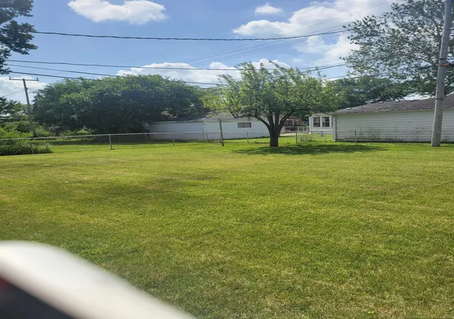 Photo 2 of Single family home for sale at 22700 Barton St, Saint Clair Shores, MI 48081 | MLS# 58050217183 | Listing updated on 2026-09-01