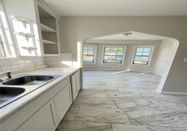 4th image of 20274 Hickory St, Detroit, MI 48205 | MLS# 20261060758
