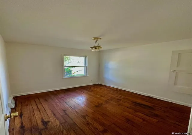 4th image of 19242 Moross Rd, Detroit, MI 48224 | MLS# 20261060760