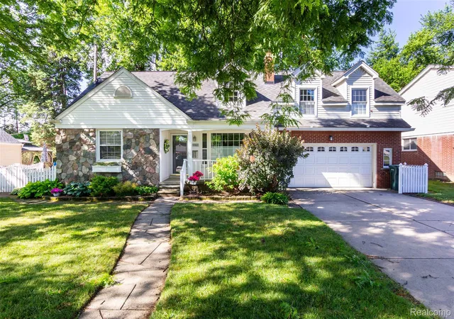 Photo 1 of Single family home for sale at 21170 Outer Dr, Dearborn, MI 48124 | MLS# 20261060762 | Listing updated on 2026-08-05