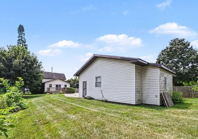29th image of 514 Saint Clair Ave, Jackson, MI 49202 | MLS# 55026040262