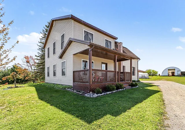 Photo 3 of Single family home for sale at 17463 15 Mile Rd, Leroy, MI 49655 | MLS# 72026040259 | Listing updated on 2026-09-22