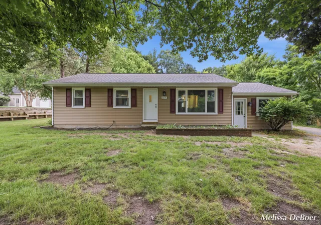 Photo 1 of Single family home for sale at 2014 3 Mile Rd Ne, Grand Rapids, MI 49505 | MLS# 65026040264 | Listing updated on 2026-09-18