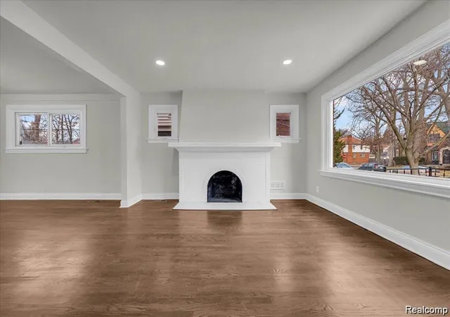 Photo 4 of Single family home for sale at 16241 Cherrylawn St, Detroit, MI 48221 | MLS# 20261060773 | Listing updated on 2026-09-22