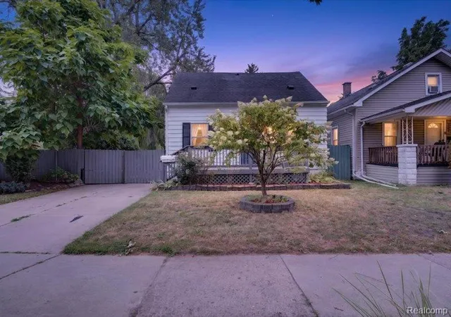 1st image of 25627 Princeton St, Dearborn Heights, MI 48125 | MLS# 20261060780