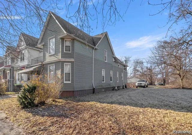 Listing Photo 4 - Condo for sale in building located at 3603 29th St, Detroit, MI 48210