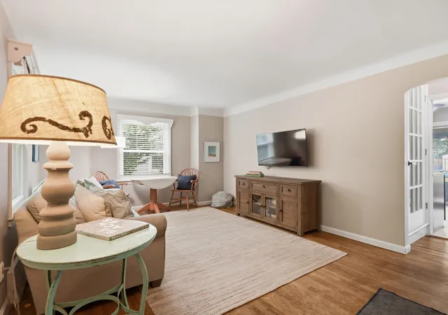 5th image of 2104 Arborview Blvd, Ann Arbor, MI 48103 | MLS# 81026040274