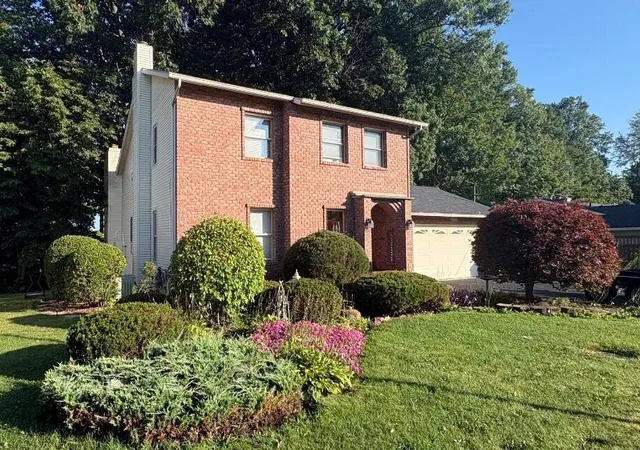 2nd image of 6539 N Noffke Dr, Caledonia, MI 49316 | MLS# 65026040275
