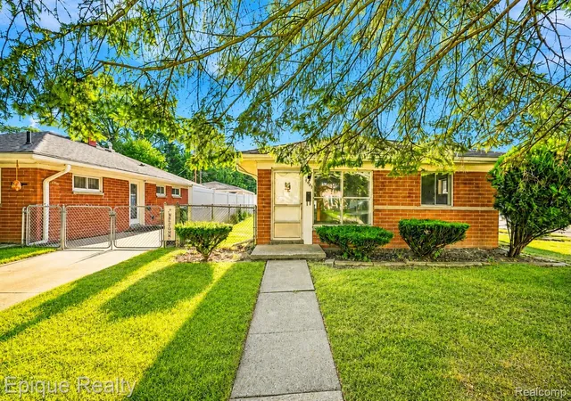 Photo 1 of Single family home for sale at 14589 Helen St, Southgate, MI 48195 | MLS# 20261060789 | Listing updated on 2026-09-09
