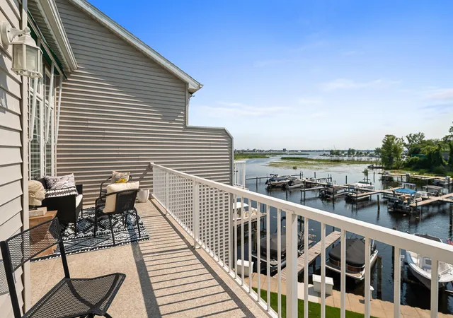 Listing Photo 5 - Condo for sale in building located at 2411 Lake Ave, Muskegon, MI 49445 - Unit #15