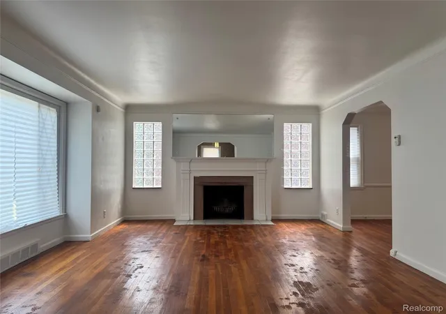 Photo 3 of Single family home for sale at 16757 Greenview Ave, Detroit, MI 48219 | MLS# 20261060794 | Listing updated on 2026-09-11