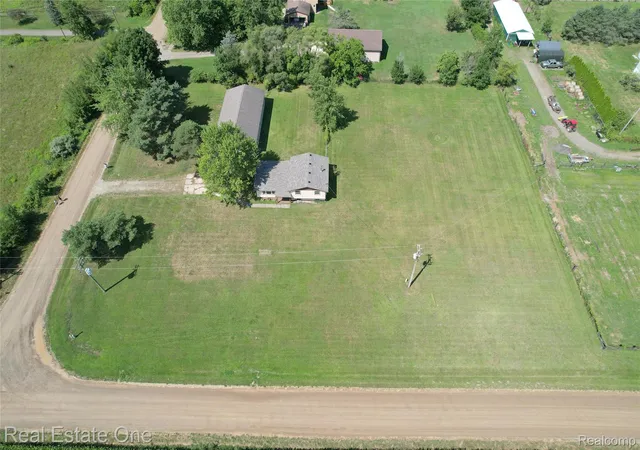 5th image of 11028 Brimley Rd, Webberville, MI 48892 | MLS# 20261060798