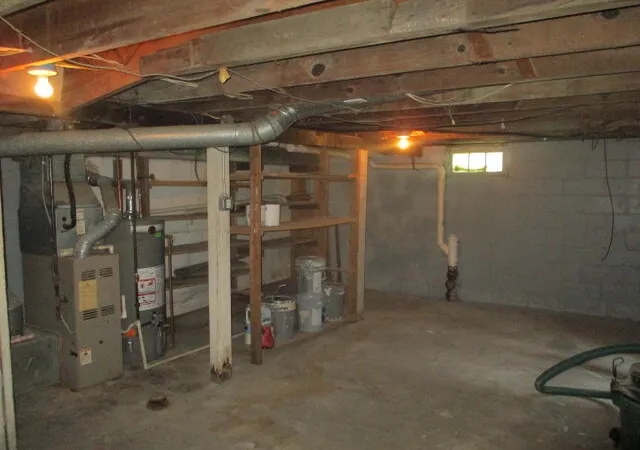 17th image of 258 Floyd St Sw, Grand Rapids, MI 49548 | MLS# 65026040288