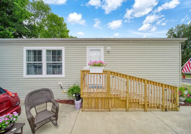 Photo 3 of Single family home for sale at 508 Rio Grande Dr, Adrian, MI 49221 | MLS# 81026040287 | Listing updated on 2026-09-14