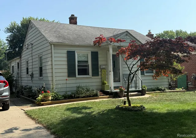 Photo 3 of Single family home for sale at 22225 Saint Gertrude St, Saint Clair Shores, MI 48081 | MLS# 20261060804 | Listing updated on 2026-08-21
