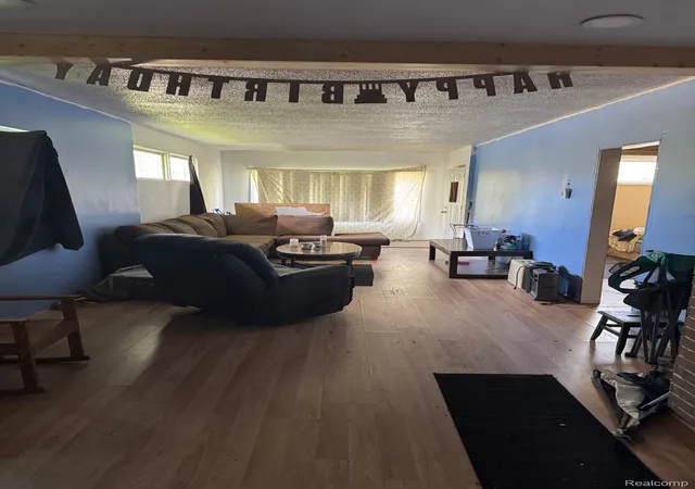 Photo 1 of Single family home for sale at 1610 Kent St, Flint, MI 48503 | MLS# 20261060806 | Listing updated on 2026-09-13