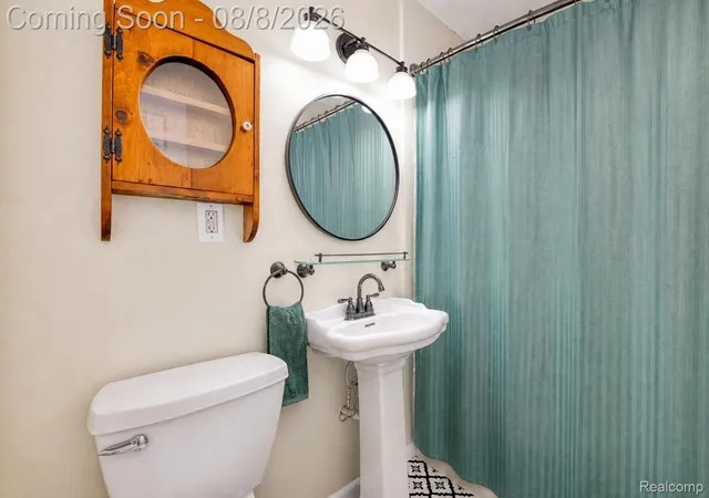 Photo 3 of Single family home for sale at 1105 Hasper Dr, Ann Arbor, MI 48103 | MLS# 20261060812 | Listing updated on 2026-09-12
