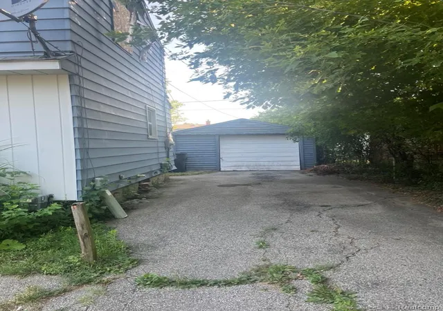 2nd image of 3413 Holly Ave, Flint, MI 48506 | MLS# 20261060819